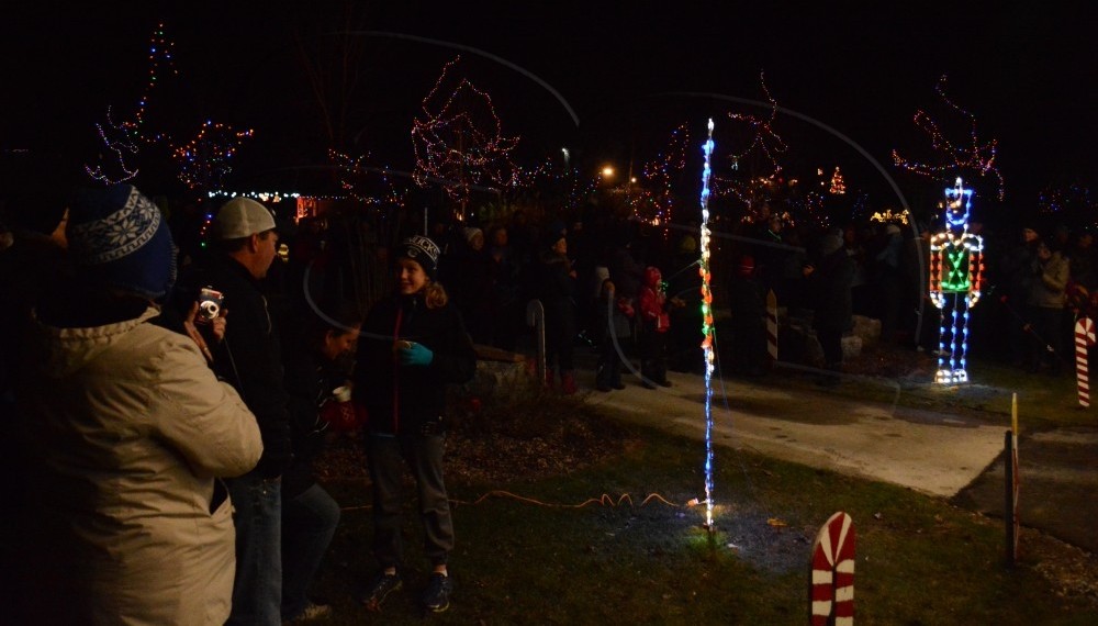 Park in Belmont lit up for Christmas The Aylmer Express