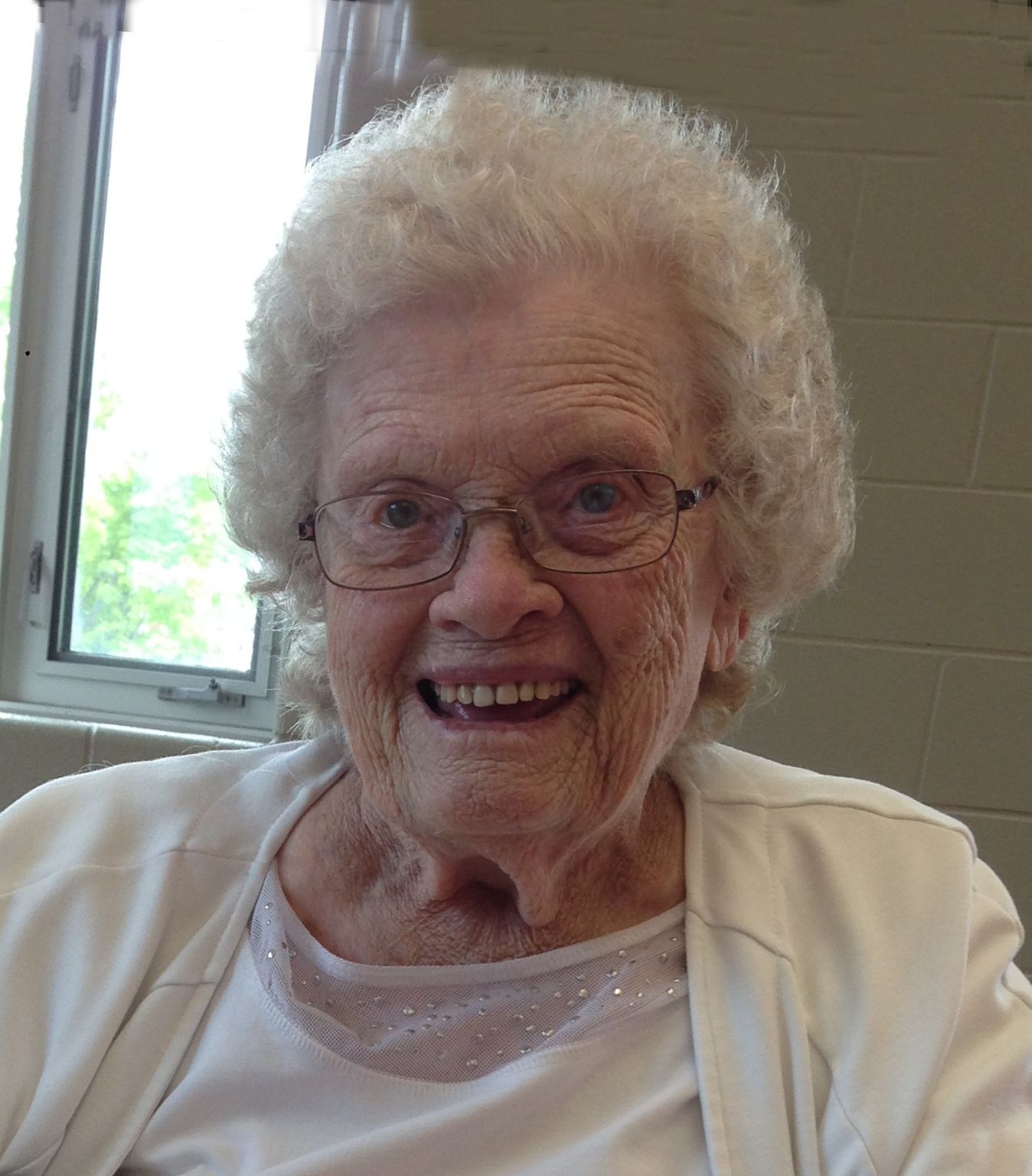 Photo of "Flossie Maud Carrel"
