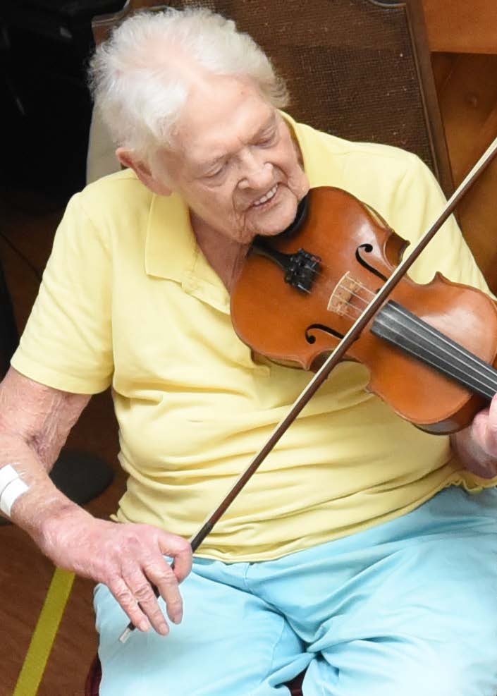 Photo of "Marilyn Grace Overholt"
