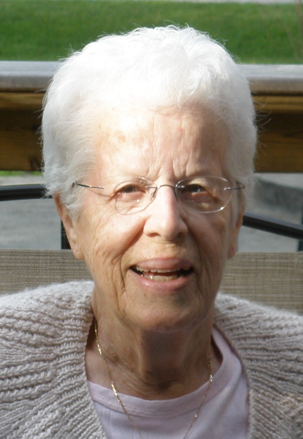 Photo of "Jean (nee Gray) Crooker"
