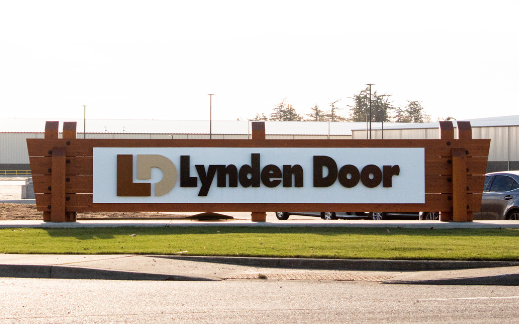 lyndendoor02