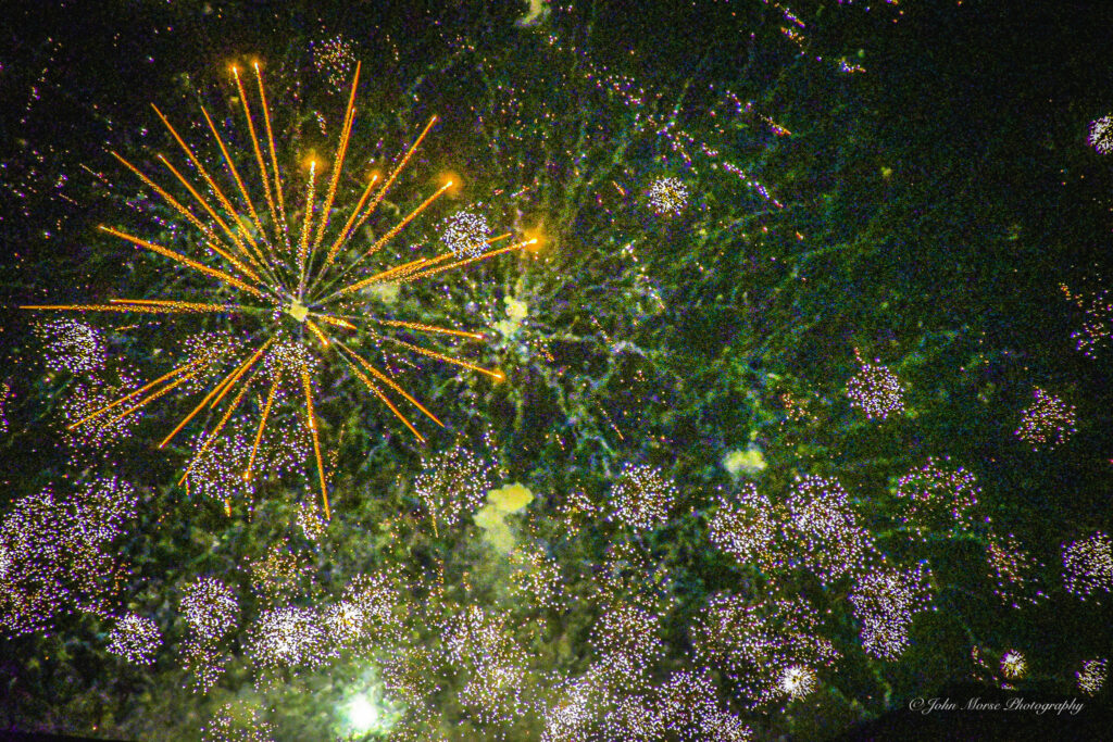 aycdadayfireworks02